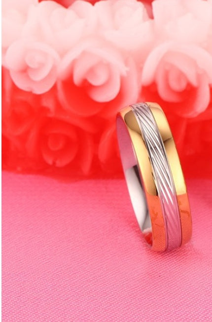 Decorative couple ring