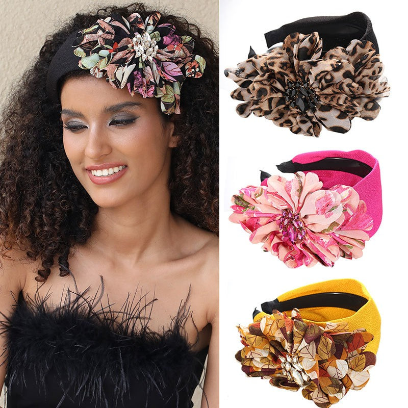 Diamond inlaid fabric flower toothed anti slip exaggerated headband