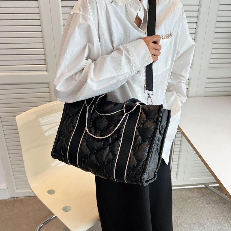 Rhombus Sewing Tote Bag Winter Designer Luxury Down Shoulder Bag High Capacity Commuting Personalized Handbags For Women